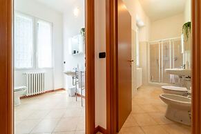 Bright and Cozy in Menaggio