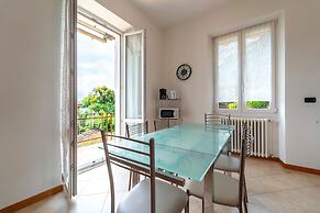 Bright and Cozy in Menaggio