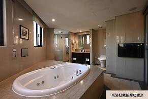 Via Hotel Breeze