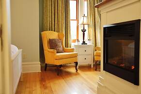 Tait House Boutique Hotel