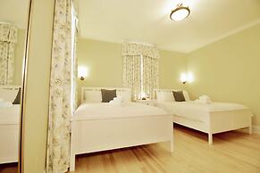 Tait House Boutique Hotel