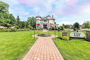 Tait House Boutique Hotel