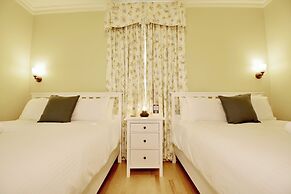 Tait House Boutique Hotel