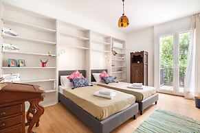 Athenian Gate To Plaka