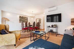 Athenian Gate To Plaka