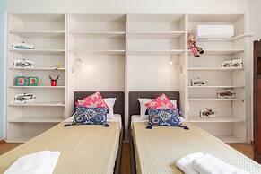 Athenian Gate To Plaka