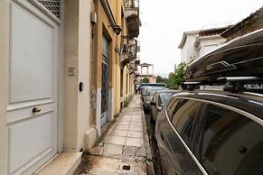 Athenian Gate To Plaka