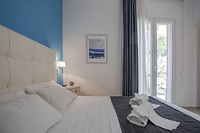 SMALL LUXURY APARTMENT WITH POOL