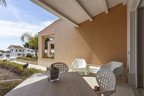 SMALL LUXURY APARTMENT WITH POOL