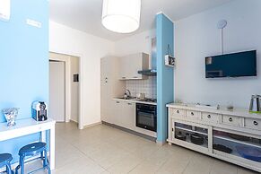 SMALL LUXURY APARTMENT WITH POOL