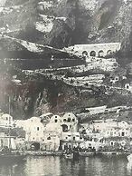 Firaoldport Caldera Sea & Volcano View - 2 Joined Houses