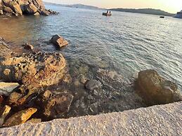 Firaoldport Caldera Sea & Volcano View - 2 Joined Houses