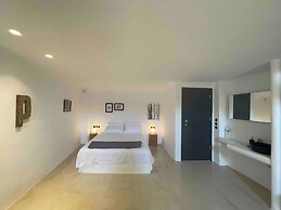 Firaoldport Caldera Sea & Volcano View - 2 Joined Houses