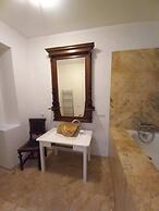 Antique Old Town Apartment