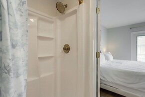 Walk to Shore & Boardwalk: Bethany Beach Retreat