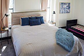 Stylish Lake Austin Retreat w/ EV Charger!