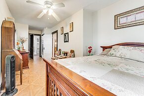 Lakefront Cottage in Clear Springs w/ Deck & Patio