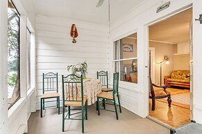 Lakefront Cottage in Clear Springs w/ Deck & Patio