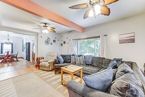 Near Saugatuck Dunes: Pet-friendly Fennville Home!