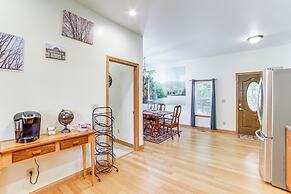 Near Saugatuck Dunes: Pet-friendly Fennville Home!