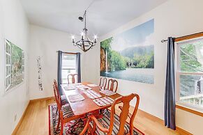 Near Saugatuck Dunes: Pet-friendly Fennville Home!