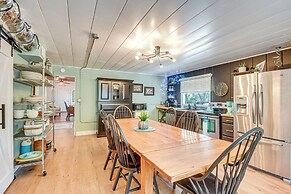 Walk to Historic Dtwn: Sanford Home w/ Gas Grill!