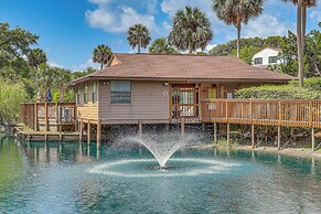 Amelia Island Condo w/ Pool Access: Walk to Beach!