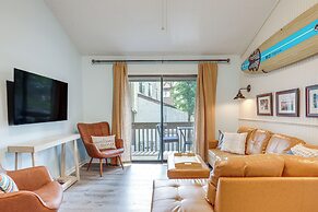 Amelia Island Condo w/ Pool Access: Walk to Beach!