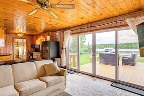 Charming Clam Lake Cottage w/ Dock & Deck!