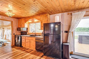 Charming Clam Lake Cottage w/ Dock & Deck!