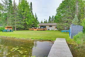 Charming Clam Lake Cottage w/ Dock & Deck!