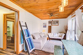 Charming Clam Lake Cottage w/ Dock & Deck!