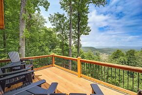 Modern Fleetwood Retreat w/ Deck & Stunning Views!