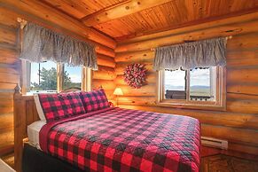 24-0089 Rustic Hartsel Getaway w/ 35-acre Yard