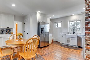 Historic Jefferson Farmhouse - Hike, Bike & Raft!