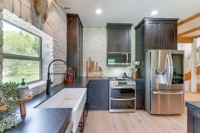 Salt River Access: Mtn-view Star Valley Cabin!