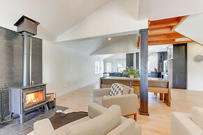 Salt River Access: Mtn-view Star Valley Cabin!