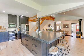 Salt River Access: Mtn-view Star Valley Cabin!