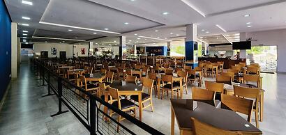 Golden Dolphin Express - HotFérias