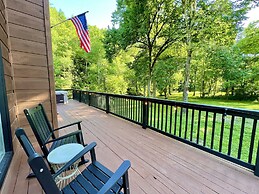 Pure & Simple 3 Bedroom Cabin by RedAwning