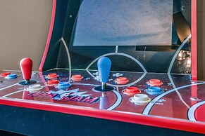 Pure & Simple 3 Bedroom Cabin by RedAwning