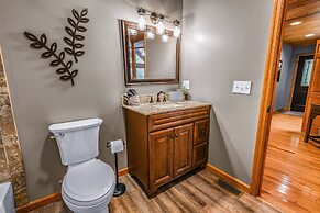 Pure & Simple 3 Bedroom Cabin by RedAwning