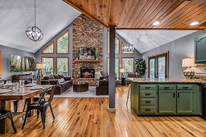 Pure & Simple 3 Bedroom Cabin by RedAwning