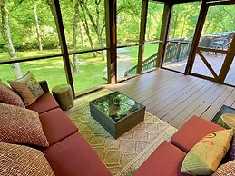 Pure & Simple 3 Bedroom Cabin by RedAwning