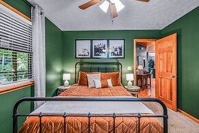 Pure & Simple 3 Bedroom Cabin by RedAwning