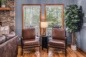 Pure & Simple 3 Bedroom Cabin by RedAwning