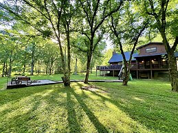 Pure & Simple 3 Bedroom Cabin by RedAwning