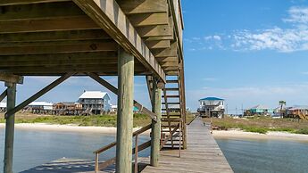 Dreamcatcher - 2814 Bienville 4 Bedroom Home by RedAwning