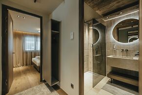 Black Eagle Luxury Appartements