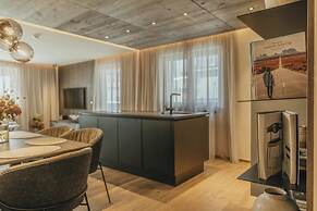 Black Eagle Luxury Appartements